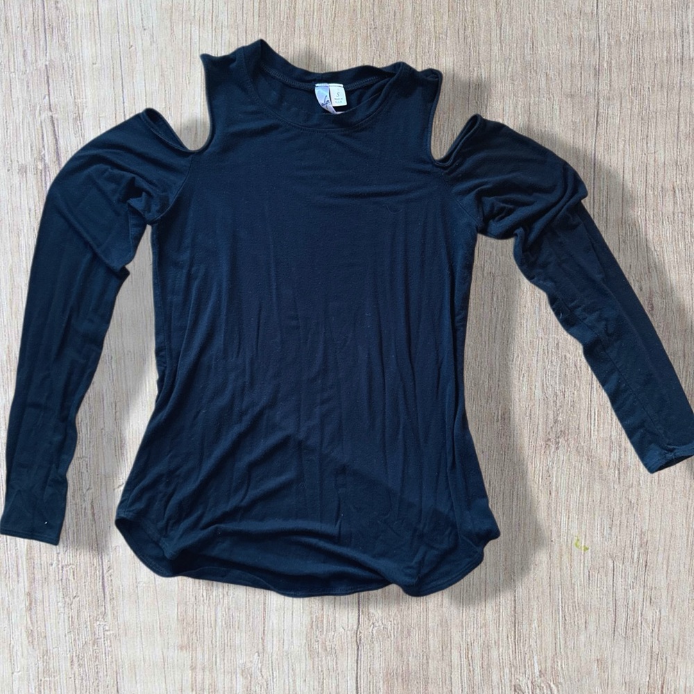 Alya Black Cold Shoulder Long Sleeve Top